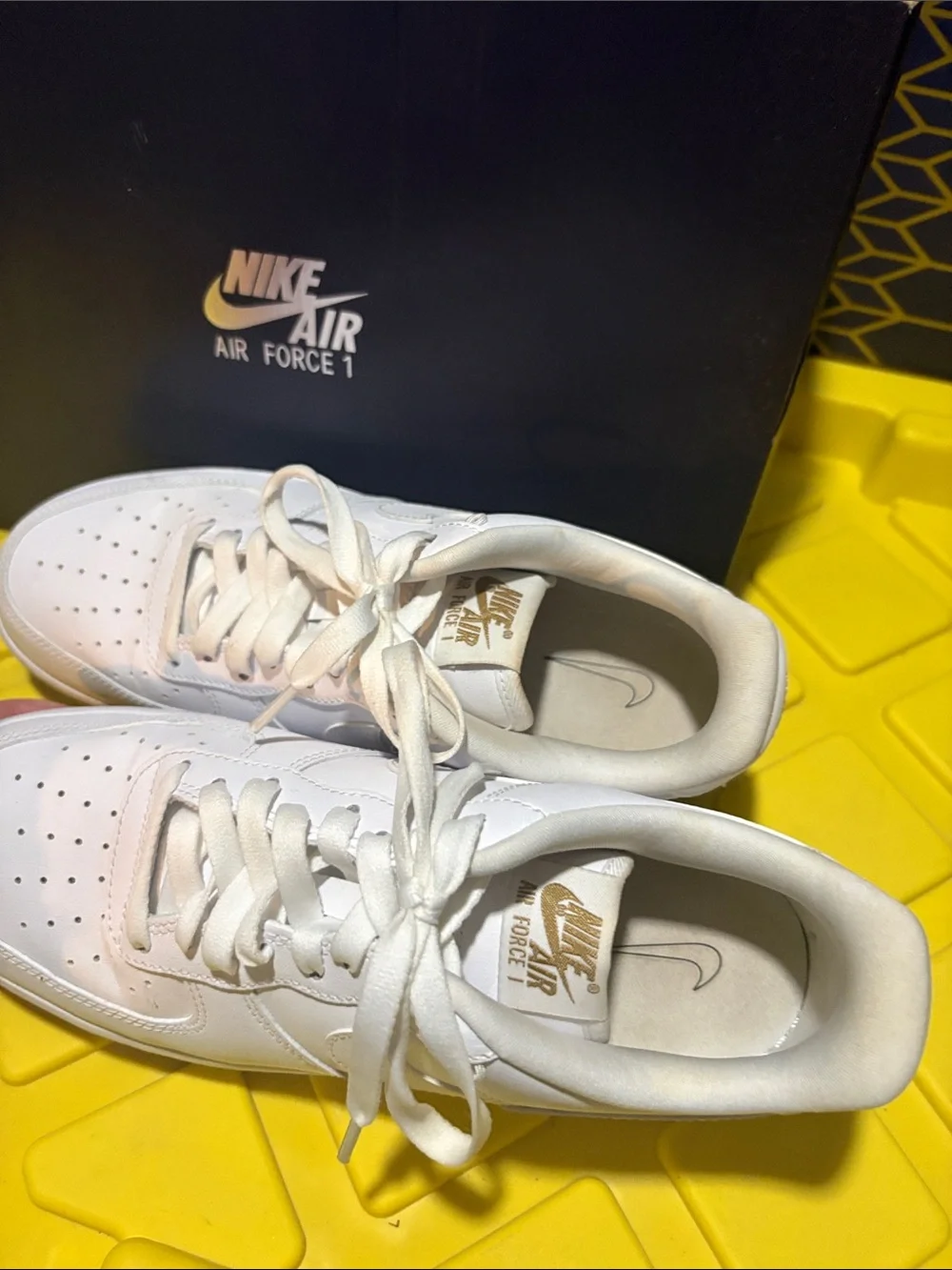 Nike low top